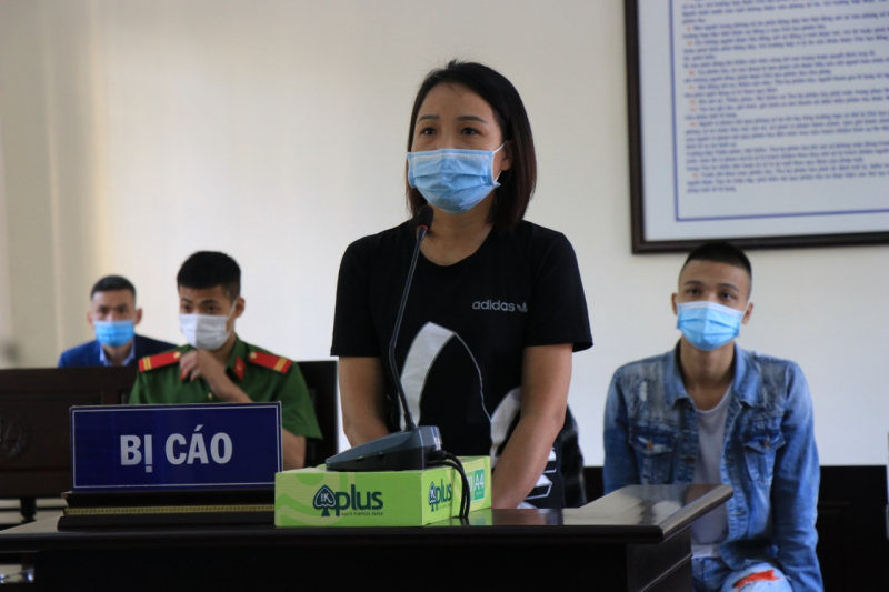 tham ban trai covid 19