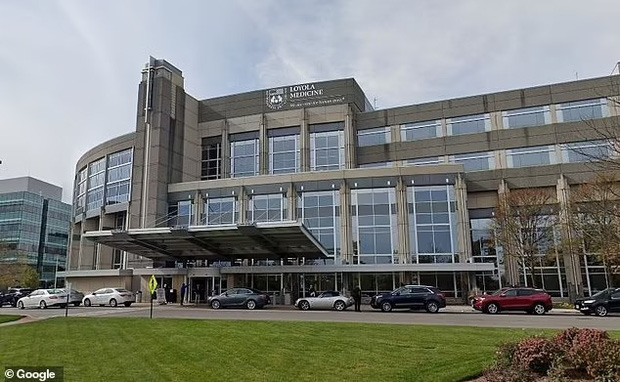 co gai do nuoc soi vao ban trai 2 co gai do nuoc soi vao ban trai 2