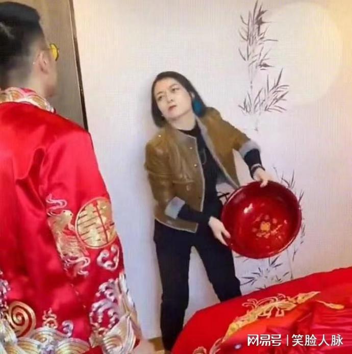 chu re bi ep uong nuoc rua chan 3 chu re bi ep uong nuoc rua chan 3
