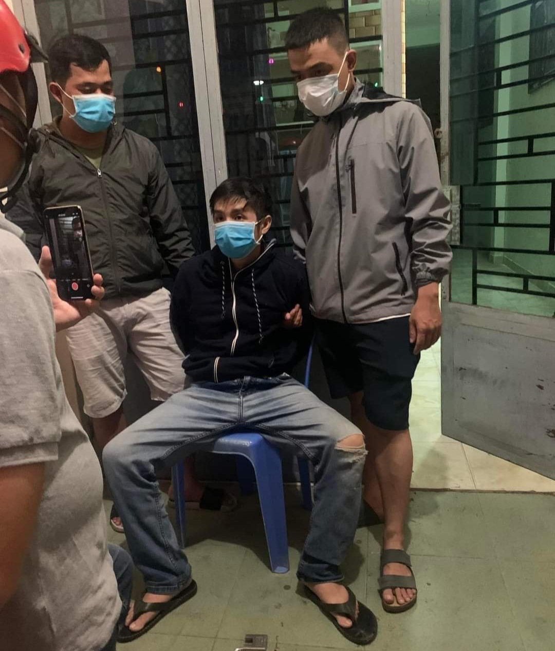 da bat duoc ke chay xe may cam dao vo co chem nhieu nguoi o vung tau 1 da bat duoc ke chay xe may cam dao vo co chem nhieu nguoi o vung tau 1