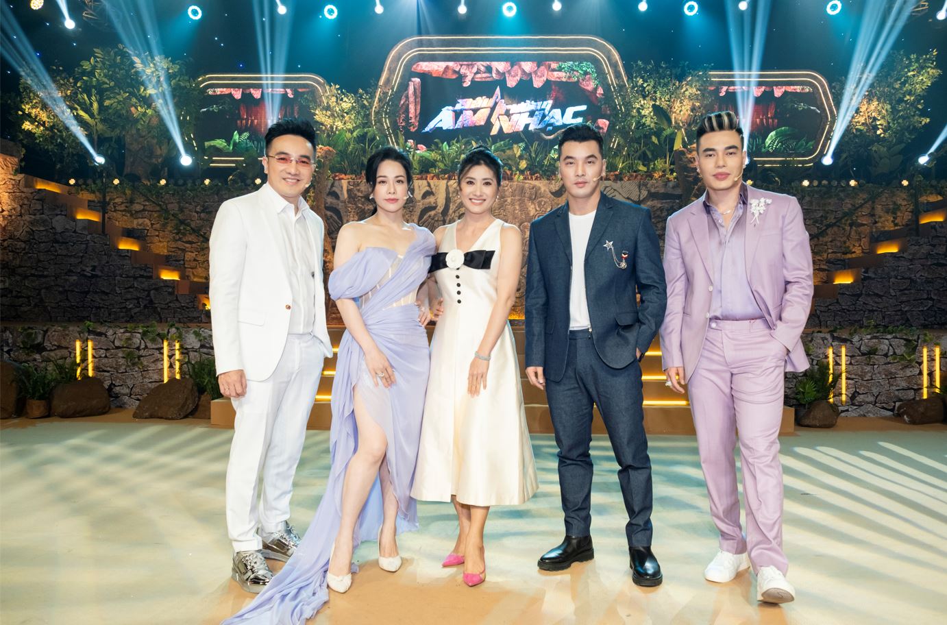 nhat kim anh le duong bao lam 3