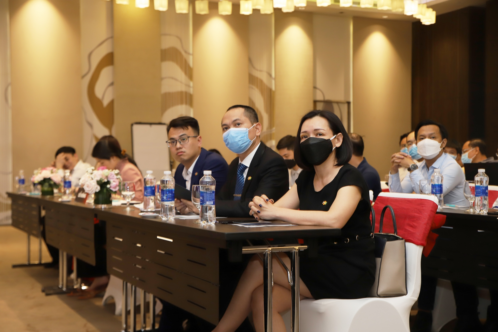 dai hoi co dong fpt retail 1