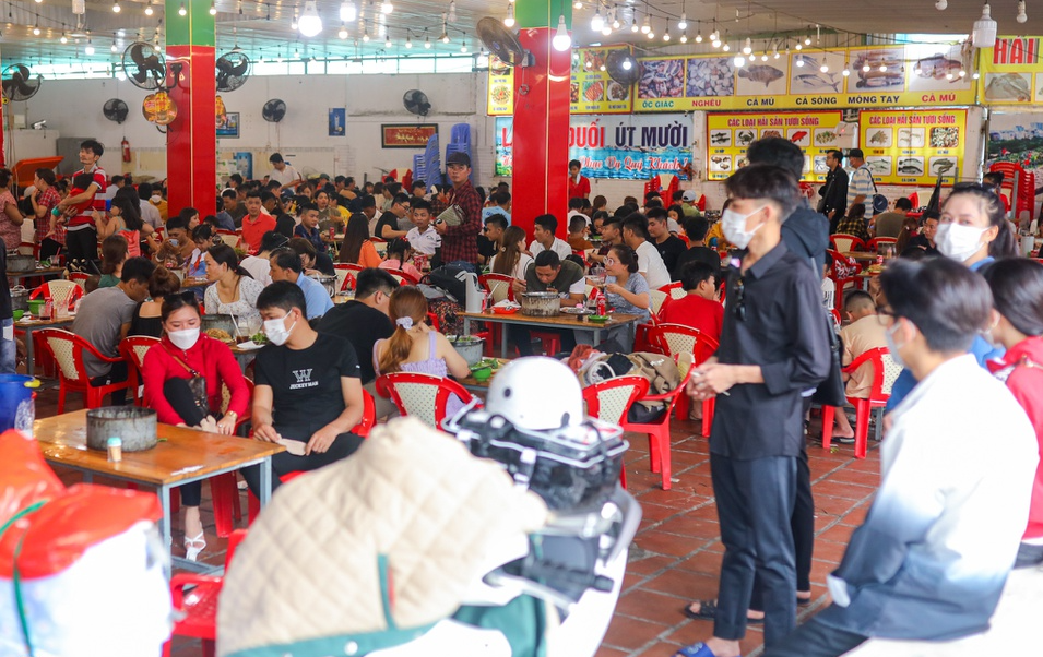 quan an vung tau kin khach dip le 2