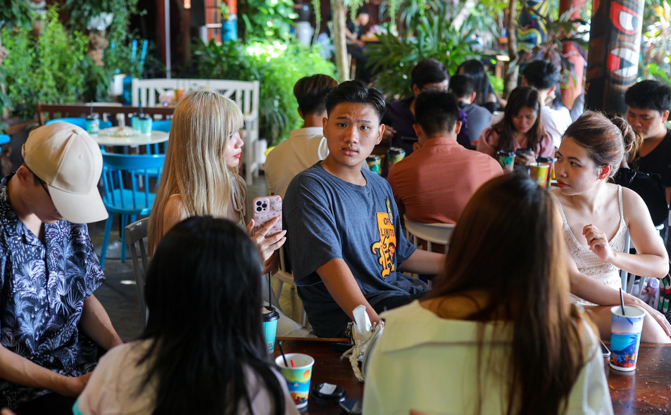 quan an vung tau kin khach dip le 4