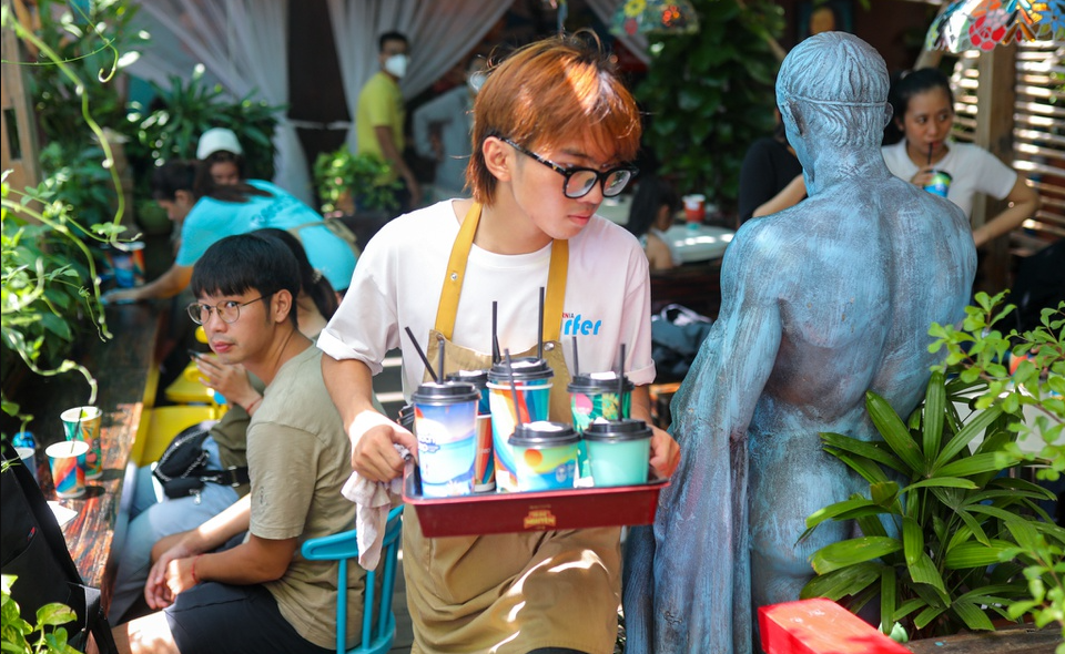 quan an vung tau kin khach dip le 6