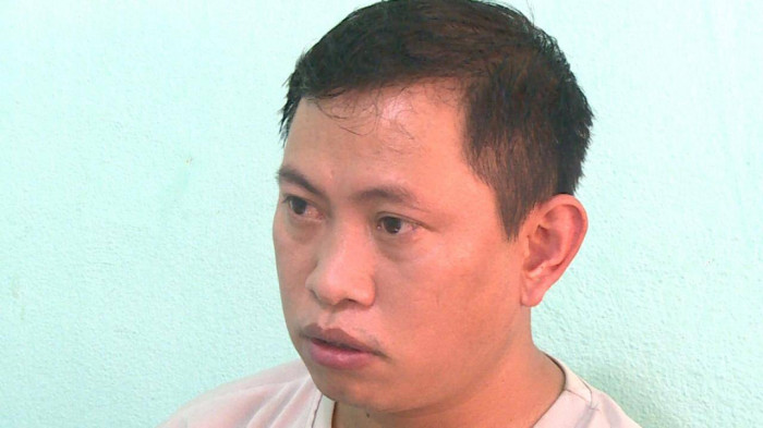 bat giam doc cong ty chiem doat tien bat giam doc cong ty chiem doat tien