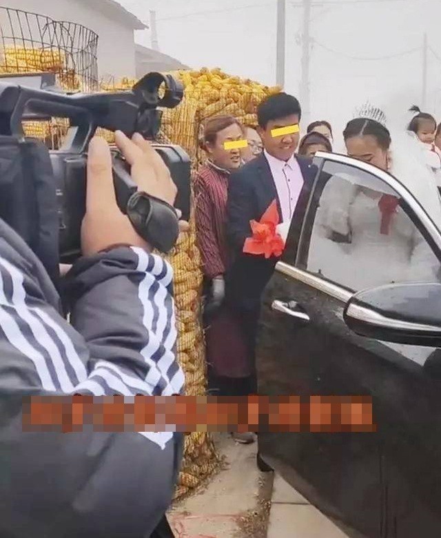 trai tan chi 670 trieu de cuoi co dau 40 tuoi co mot doi chong 1 trai tan chi 670 trieu de cuoi co dau 40 tuoi co mot doi chong 1