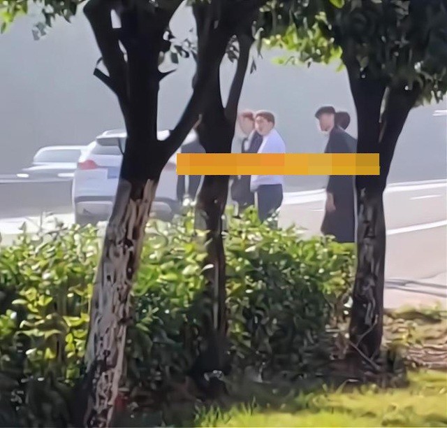 da tang nha va xe mercedes nhung co dau van doi them 430 trieu 3 da tang nha va xe mercedes nhung co dau van doi them 430 trieu 3