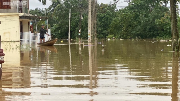 hon 11000 nha ngap thua thien hue 3
