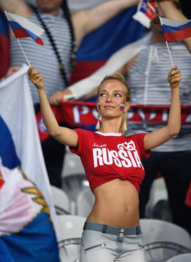 fan nu bong da 20 fan nu bong da 20
