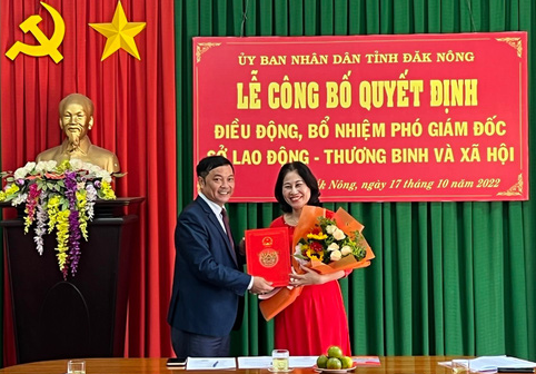 pho giam doc so lao dong xin nghi viec pho giam doc so lao dong xin nghi viec