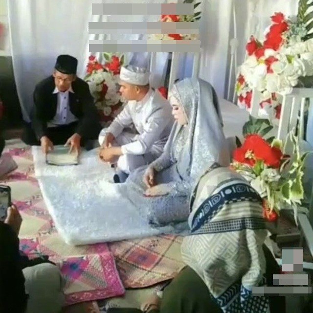 ban trai cu cuoi em gai 2 ban trai cu cuoi em gai 2