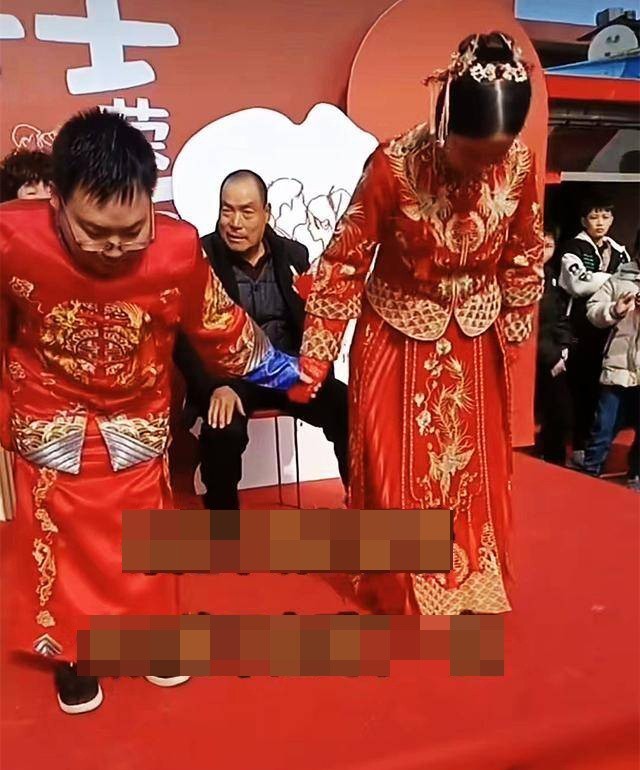 chu re thap hon co dau mot cai dau 2 chu re thap hon co dau mot cai dau 2