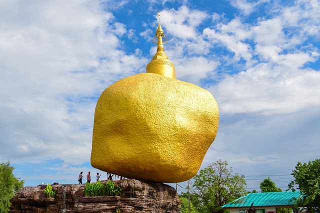 chua da vang 1 chua da vang 1