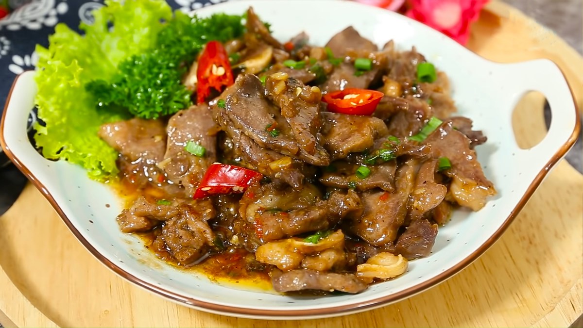 luoi heo xao 1 luoi heo xao 1