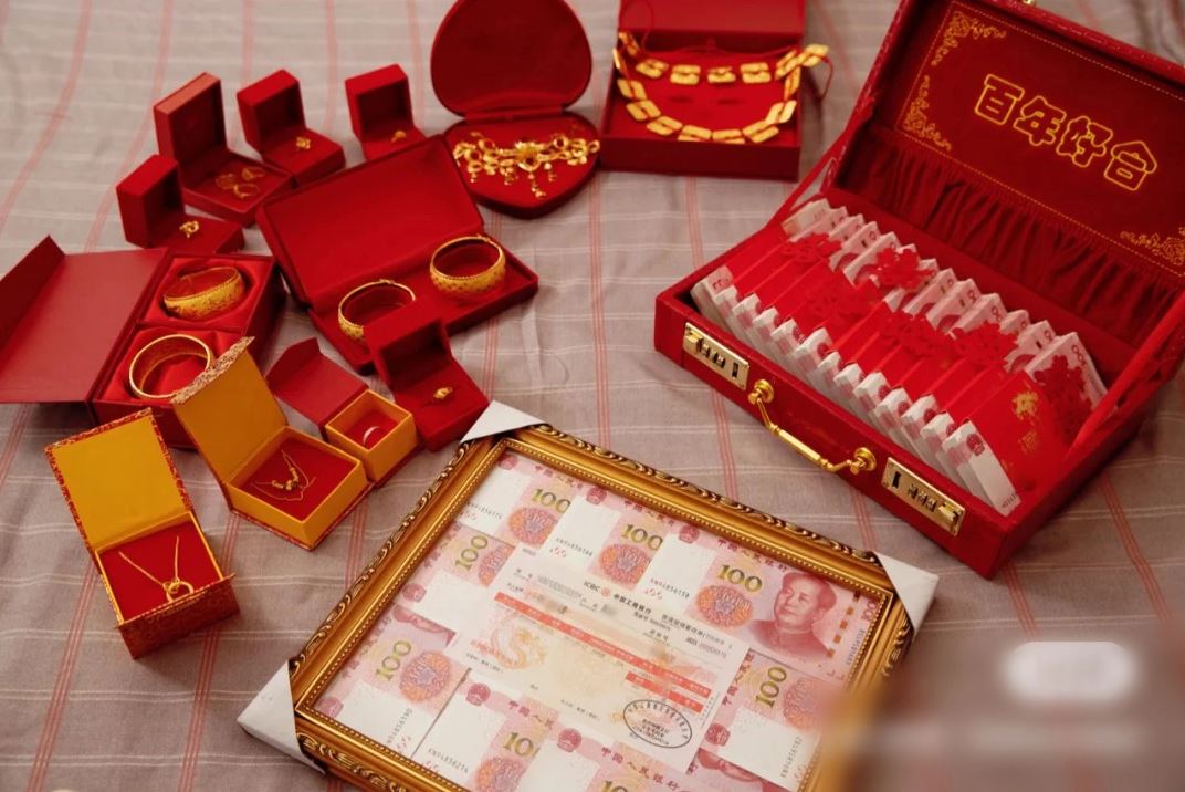 chong doi lai sinh le