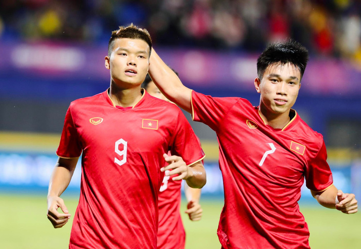 u22 viet nam vao ban ket sea games