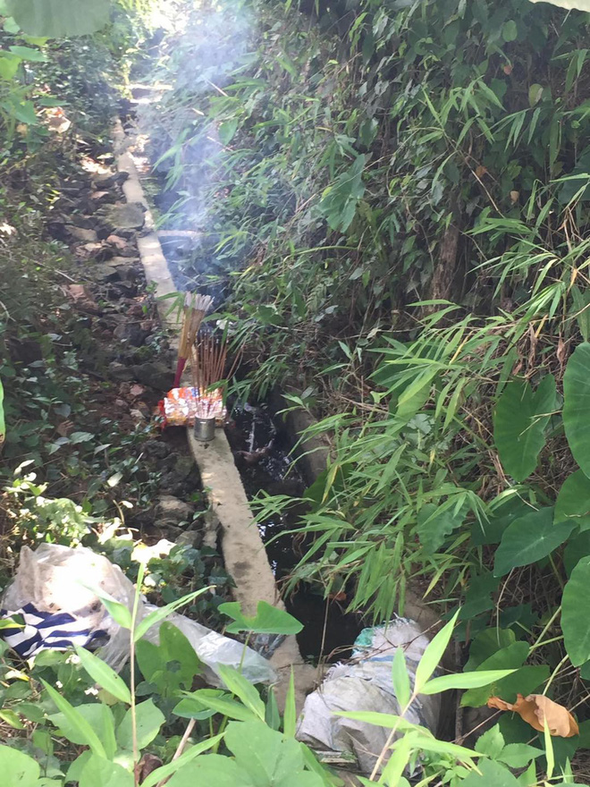 ha giang san phu thu nhan voi bac si bo roi con moi sinh duoi cong thoat nuoc ha giang san phu thu nhan voi bac si bo roi con moi sinh duoi cong thoat nuoc