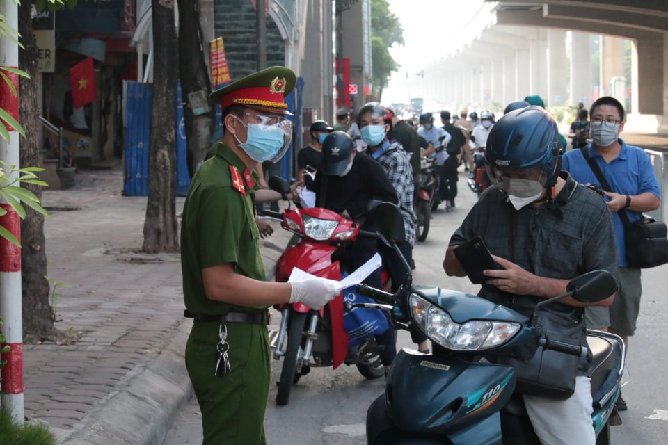 cong an ha noi chot phuong an cap giay di duong