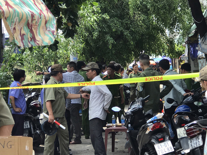 ha noi dieu tra vu chong sat hai vo roi lay dao tu cat tay chan a ha noi dieu tra vu chong sat hai vo roi lay dao tu cat tay chan a