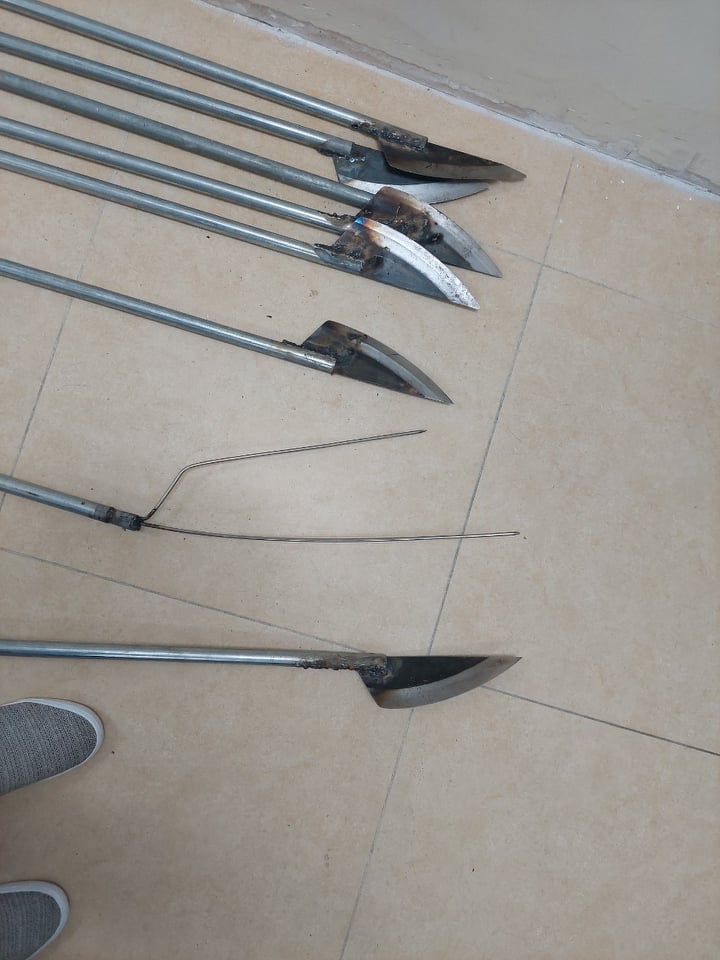 ngan chan hang chuc thanh thieu nien hon chien tai ha noi 