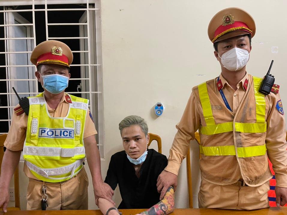 csgt quang binh ke lai giay phut truy bat doi tuong sat hai nguoi phu nu tai chung cu mini o ha noi