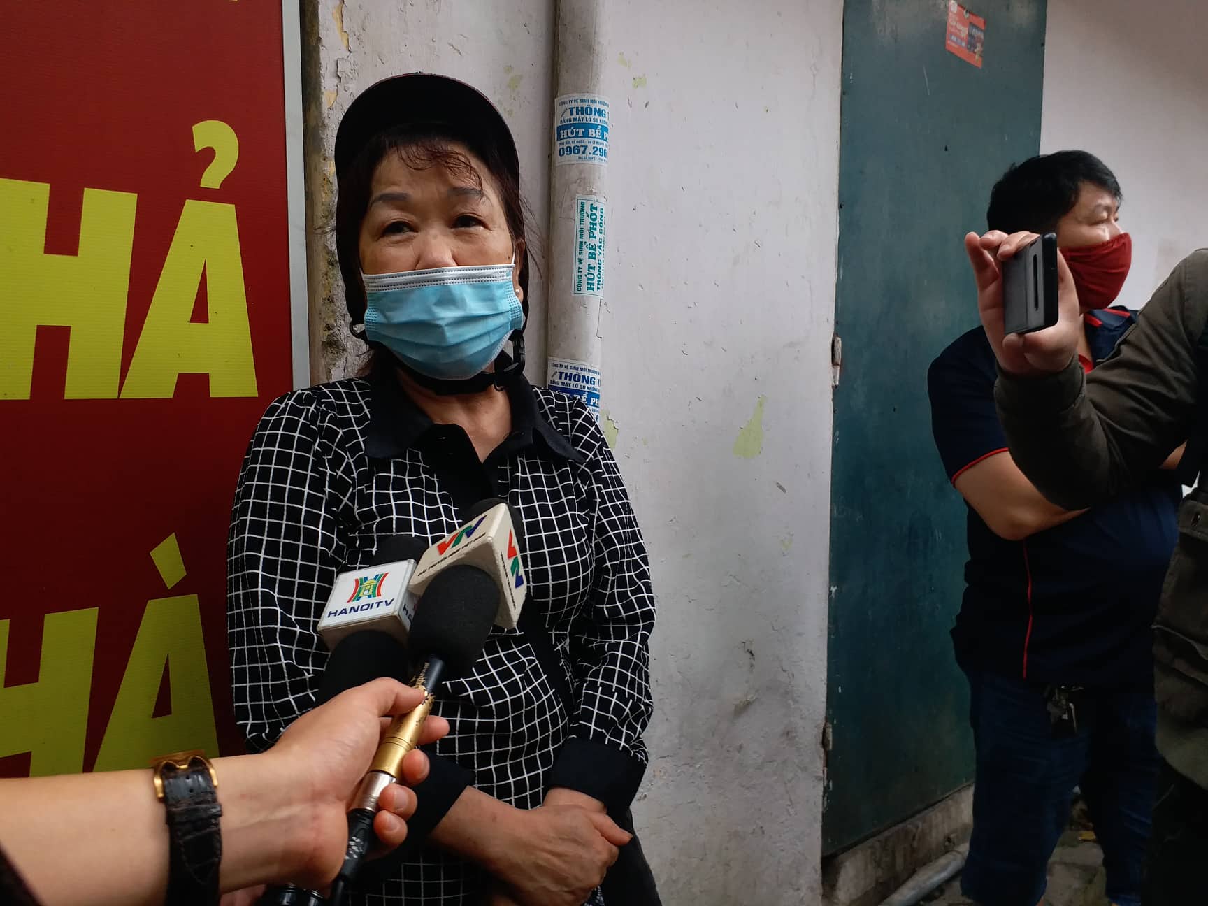 vu chay khien 5 nguoi chet o ha noi hai bo con thoat len mai nha cau cuu vu chay khien 5 nguoi chet o ha noi hai bo con thoat len mai nha cau cuu