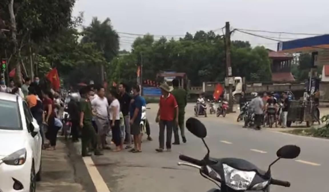 phu tho mau thuan nguoi dan ong bi hang xom dam chet