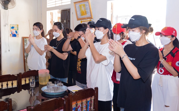 hoat dong y nghia ngay 27 7 cua co dong vien bong da1 hoat dong y nghia ngay 27 7 cua co dong vien bong da1