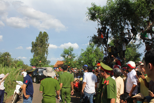 mau thuan voi gia dinh ban gai nam thanh nien bi dam tu vong