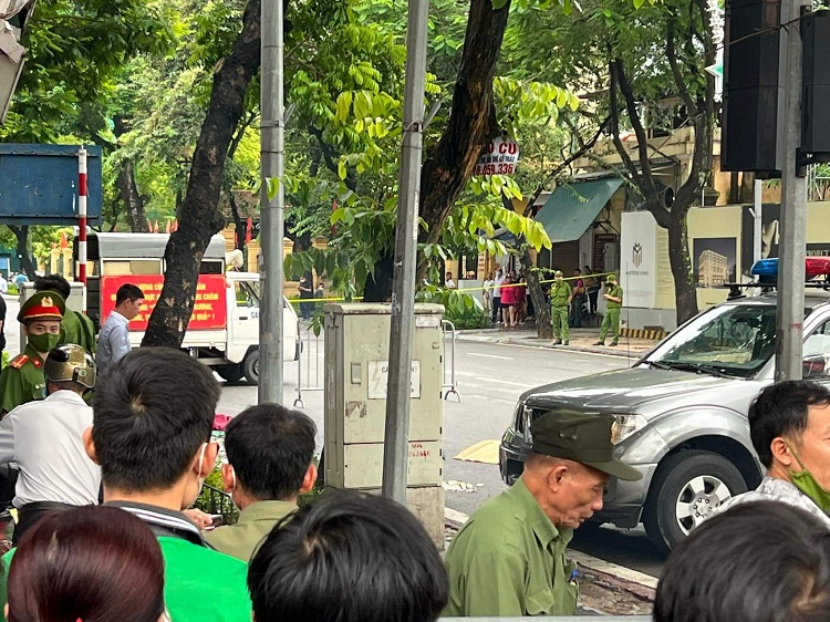 he lo nguyen nhan nguoi phu nu bi sat hai da man tren pho hang bai he lo nguyen nhan nguoi phu nu bi sat hai da man tren pho hang bai