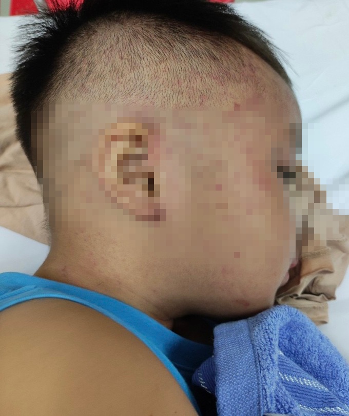 tam giu nghi pham danh dap nhot be trai hon 3 tuoi vao tu cap dong o ha nam tam giu nghi pham danh dap nhot be trai hon 3 tuoi vao tu cap dong o ha nam