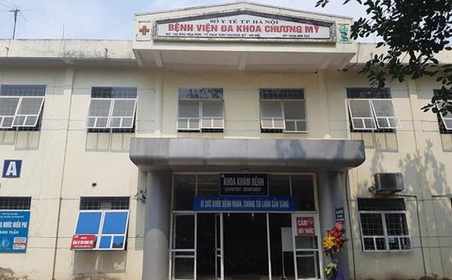 ha noi nguoi phu nu gia nhan vien y te vao benh vien bat coc tre so sinh 