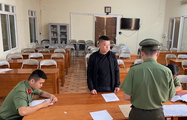 bat doi tuong nam trong duong day danh bac nghin ty cua phan sao nam bat doi tuong nam trong duong day danh bac nghin ty cua phan sao nam