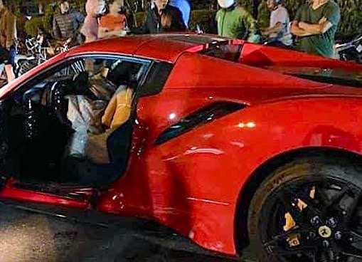 xe ferrari 488 tong tu vong nguoi phu nu xuat hien hinh anh co gai tre ngoi ghe lai xe ferrari 488 tong tu vong nguoi phu nu xuat hien hinh anh co gai tre ngoi ghe lai
