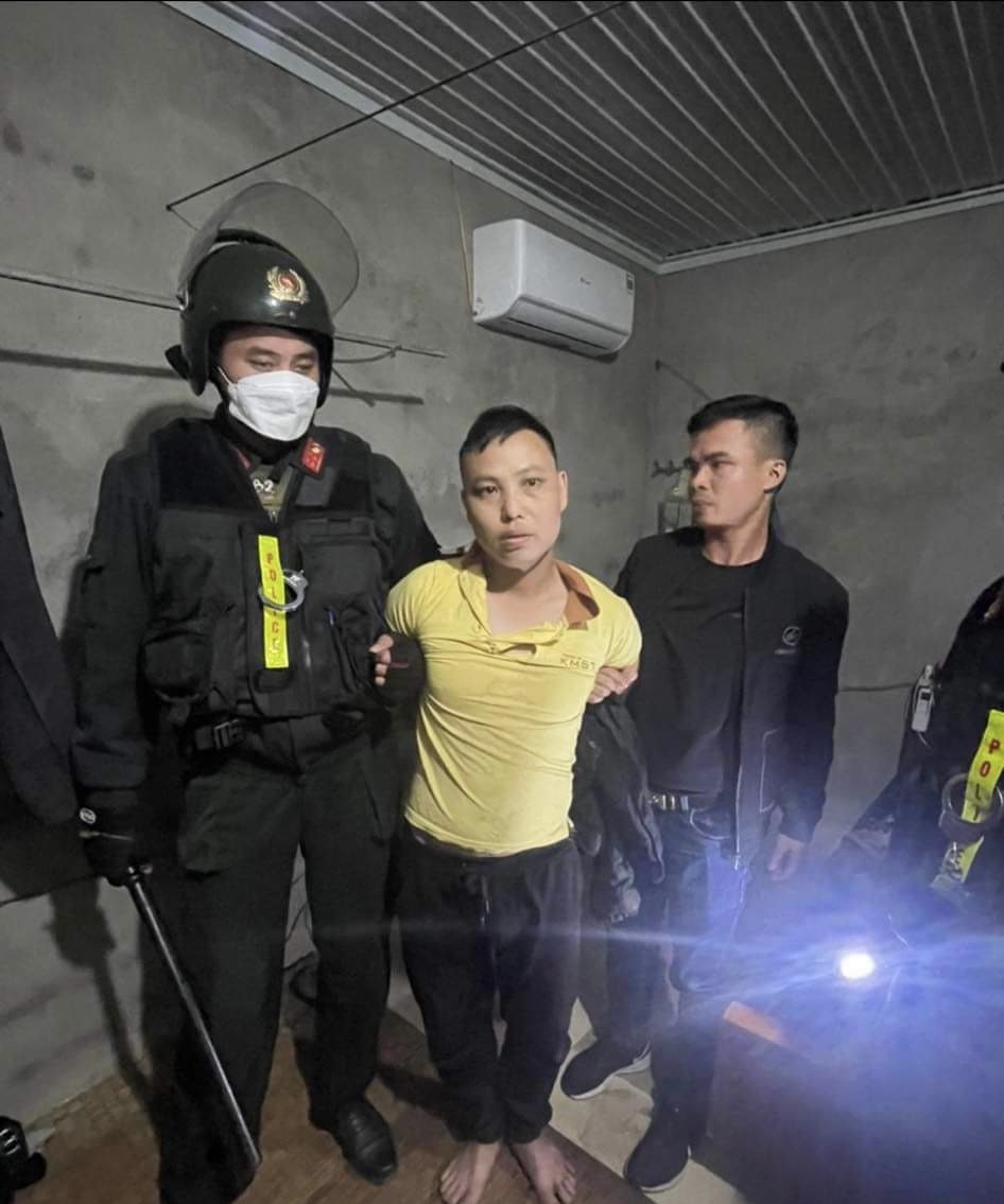 bat nghi pham giet nguoi trong dam cuoi roi bo tron trong hang vuot rung tau thoat bat nghi pham giet nguoi trong dam cuoi roi bo tron trong hang vuot rung tau thoat