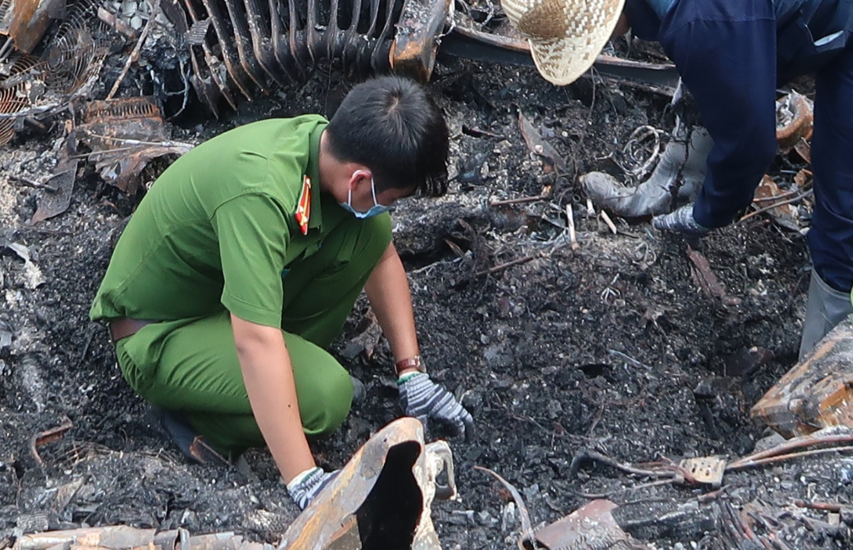 dien bien dieu tra vu nguoi dan ong tu dot nha roi dung dao dam 2 nguoi thuong vong dien bien dieu tra vu nguoi dan ong tu dot nha roi dung dao dam 2 nguoi thuong vong