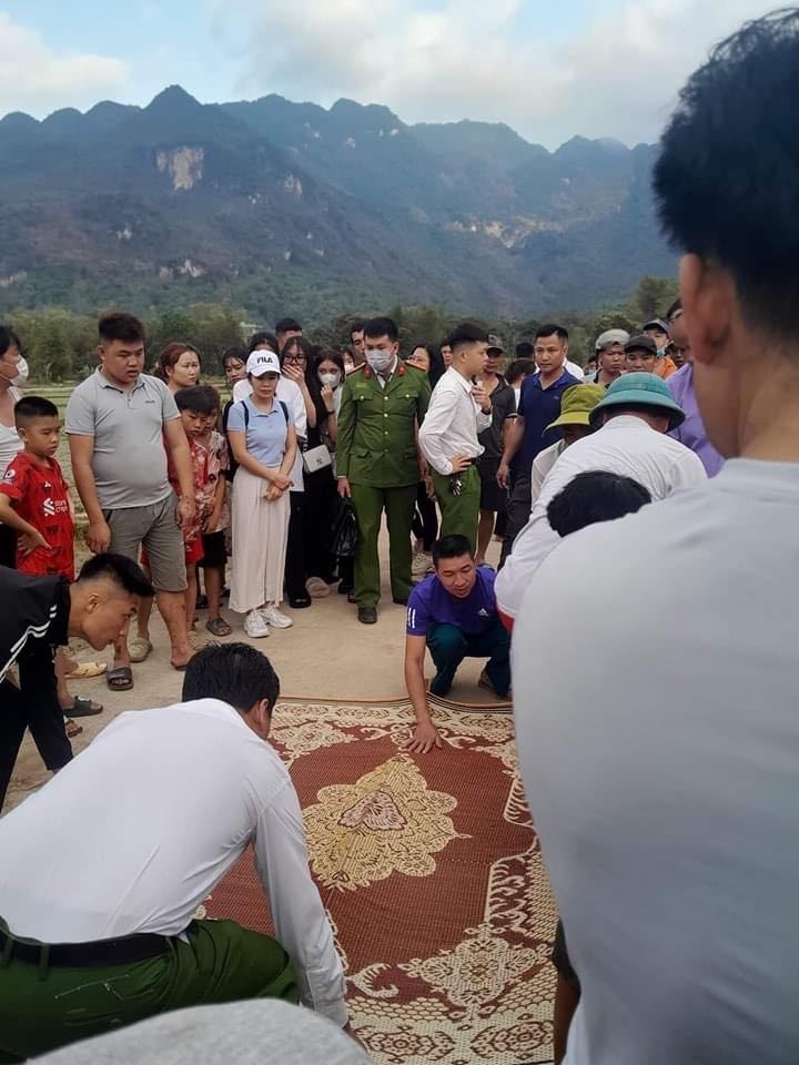 dieu tra vu nam sinh o ha noi tu vong ben dong suoi khi di ngoai khoa