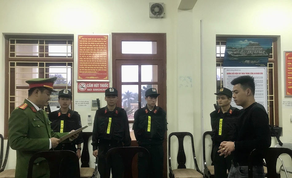mua ban be gai 13 tuoi vao phuc vu quan karaoke 3 nam thanh nien bi khoi to mua ban be gai 13 tuoi vao phuc vu quan karaoke 3 nam thanh nien bi khoi to