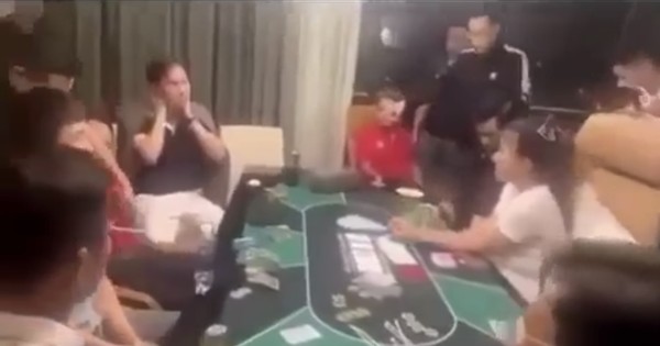 vu doanh nhan golfer danh bac poker o vinh phuc danh tinh 21 nguoi bi khoi to vu doanh nhan golfer danh bac poker o vinh phuc danh tinh 21 nguoi bi khoi to