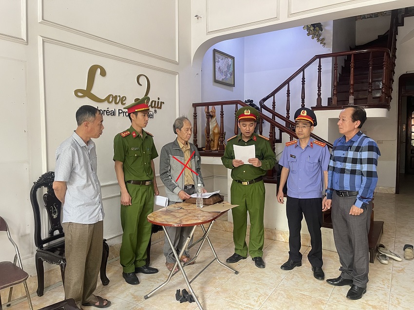bat giam nguyen pho giam doc so tai nguyen va moi truong tinh ha nam bat giam nguyen pho giam doc so tai nguyen va moi truong tinh ha nam