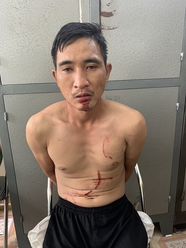 chan dung nghi pham cuop dung sung ban trong thuong con trai chu tiem vang o hai duong chan dung nghi pham cuop dung sung ban trong thuong con trai chu tiem vang o hai duong