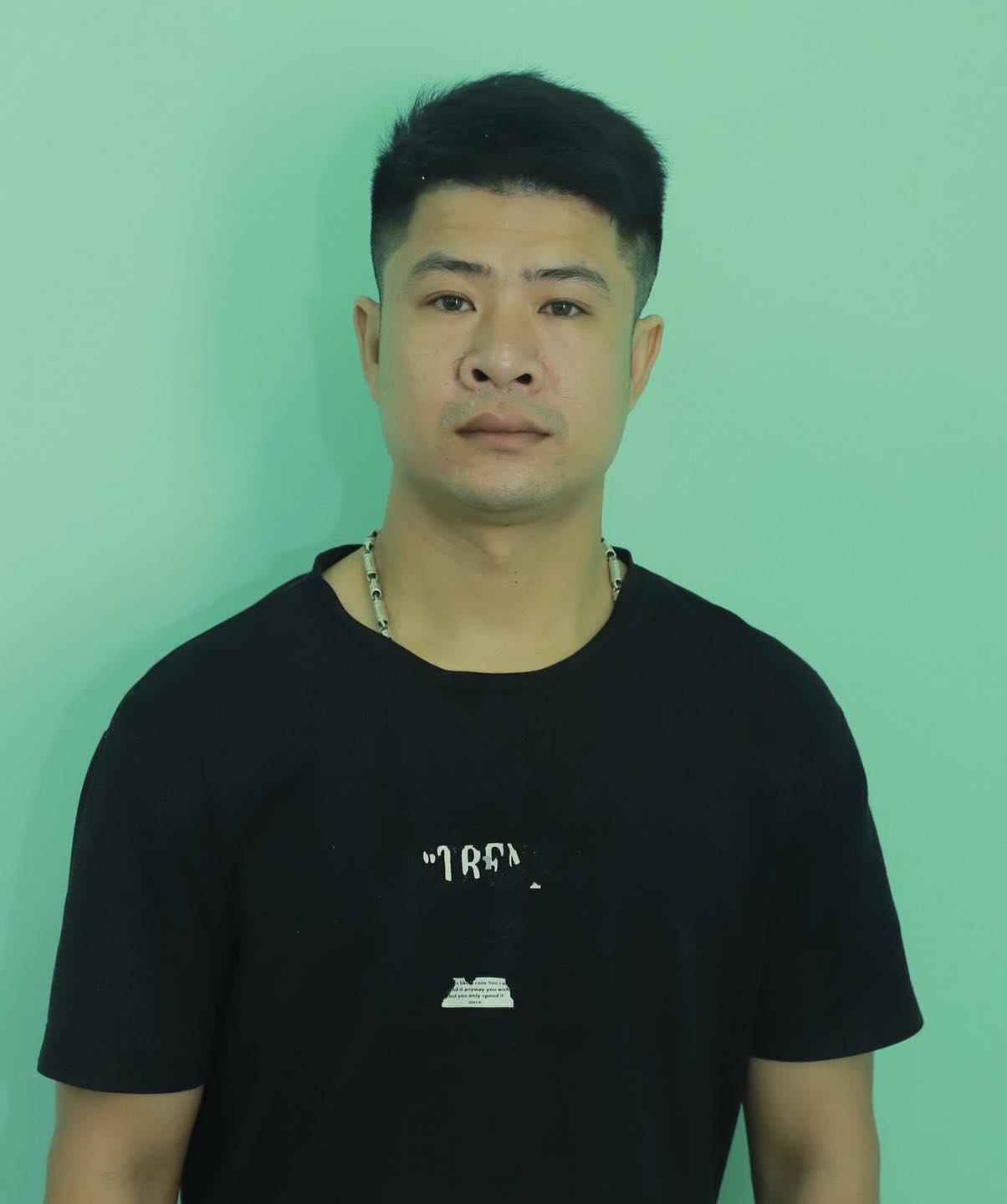 tuyen quang khoi to tai xe lao o to vao csgt de bo chay tuyen quang khoi to tai xe lao o to vao csgt de bo chay