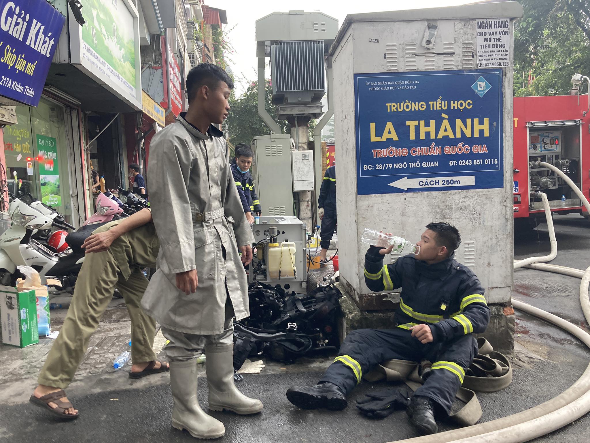 hien truong vu chay nha 4 tang tren pho kham thien 3 nguoi tu vong4