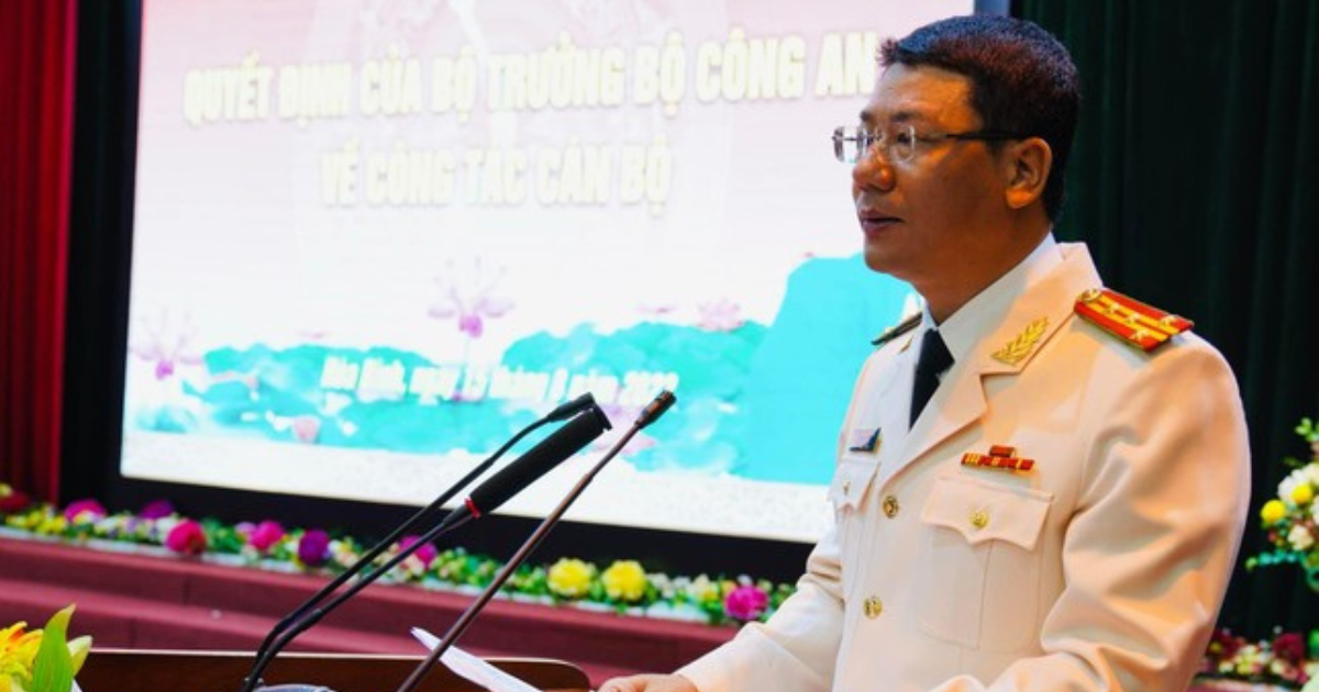 giam doc cong an tinh hoa binh cong khai so dien thoai tai khoan mang xa hoi