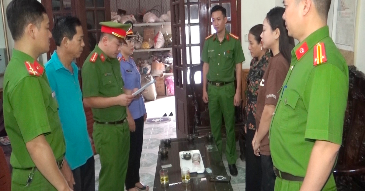 lien thu cung nhau vi pham phap phap luat me chong va nang dau bi khoi to lien thu cung nhau vi pham phap phap luat me chong va nang dau bi khoi to