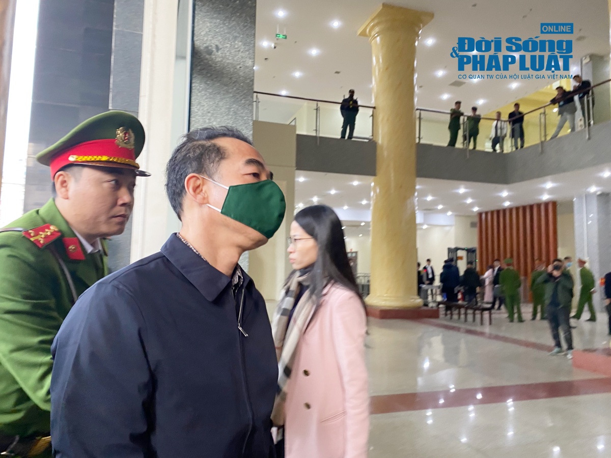 cuu dieu tra vien hoang van hung hau toa phuc tham dai an chuyen bay giai cuu 4 cuu dieu tra vien hoang van hung hau toa phuc tham dai an chuyen bay giai cuu 4