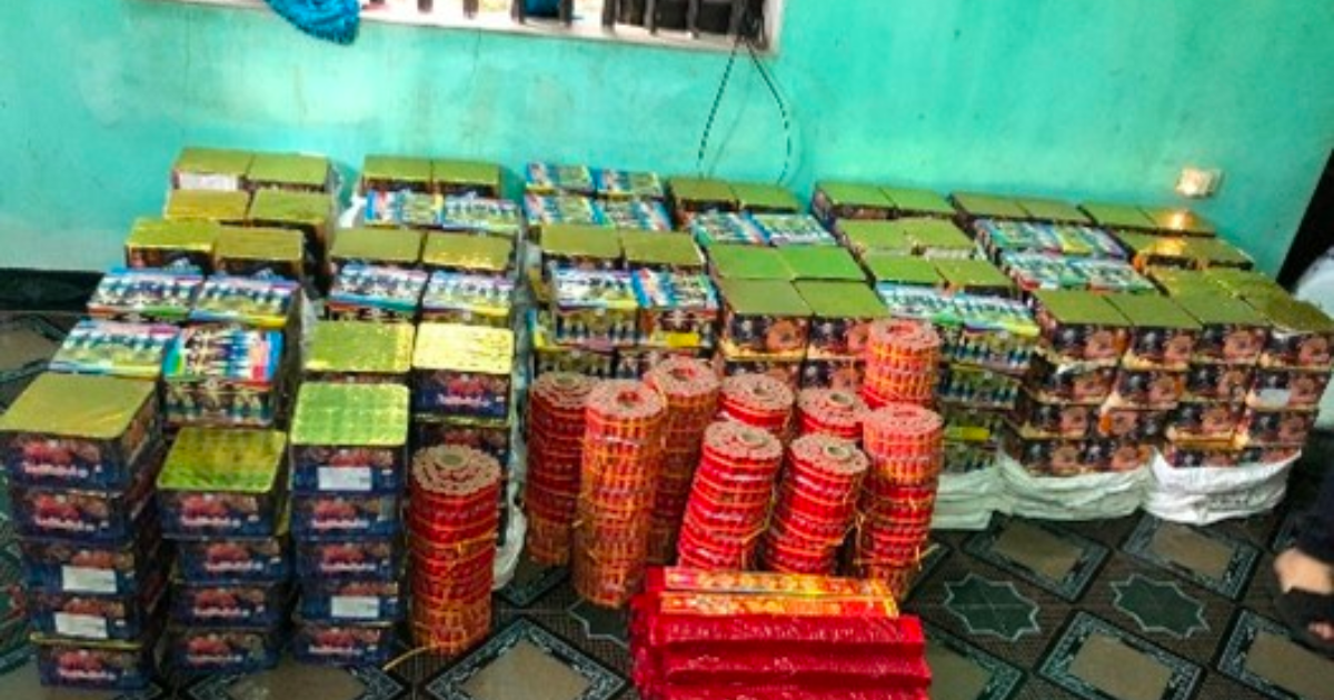 khoi to doi tuong van chuyen trai phep gan 10kg phao no o ha noi 1 khoi to doi tuong van chuyen trai phep gan 10kg phao no o ha noi 1