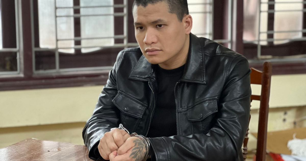 bat giu 4 nam thanh nien no sung cuop 8 ty dong tai khu do thi ecopark 1