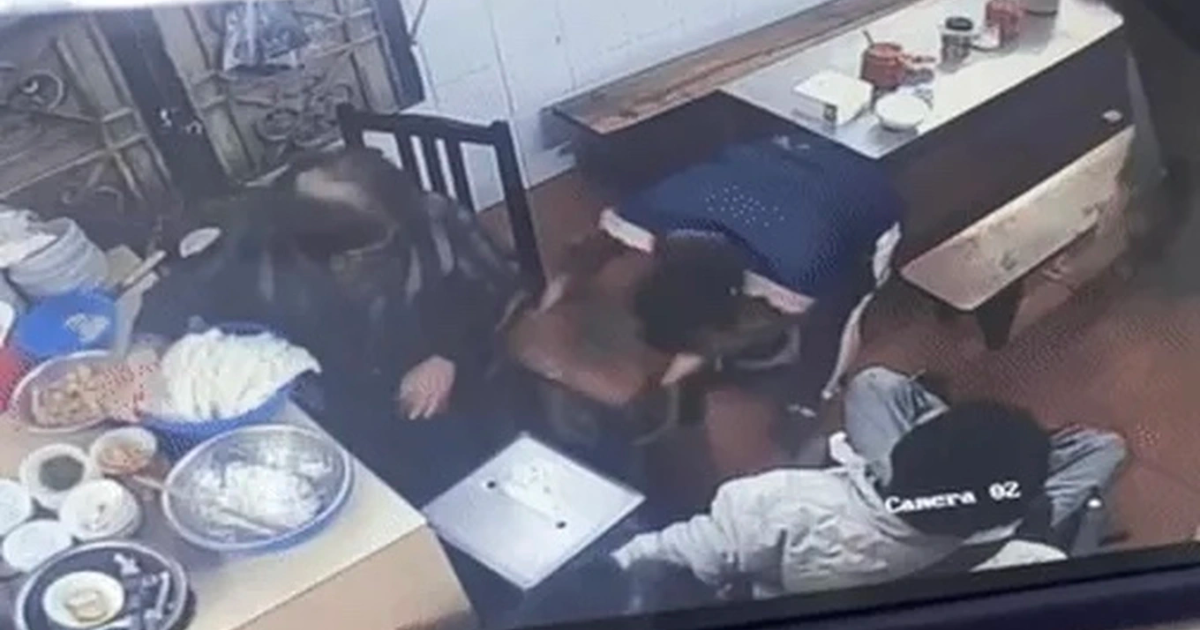 cong an ha noi vao cuoc vu tiktoker to bi duoi khoi quan pho vi ngoi xe lan cong an ha noi vao cuoc vu tiktoker to bi duoi khoi quan pho vi ngoi xe lan